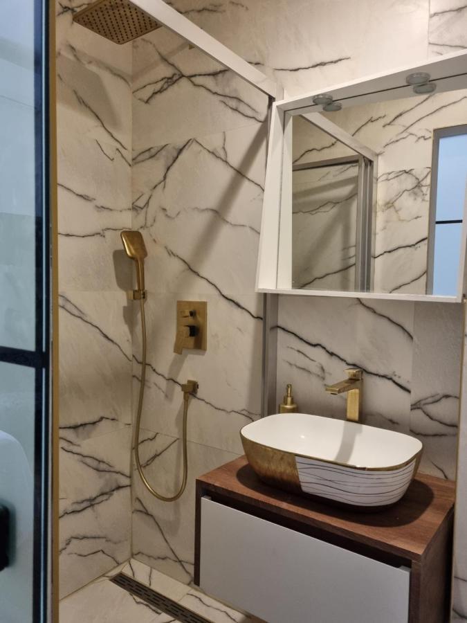 Room Lui Рийека Екстериор снимка