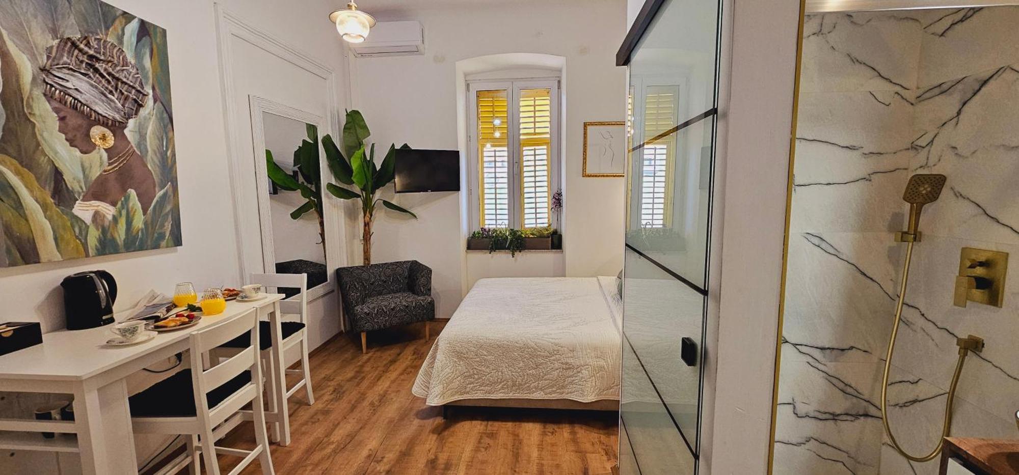 Room Lui Рийека Екстериор снимка